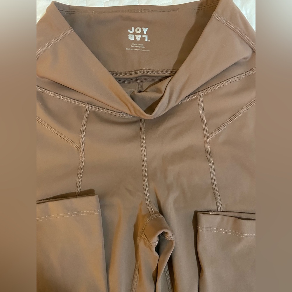 JoyLab Brown Flare Pants & Top Set - Picture 4 of 8